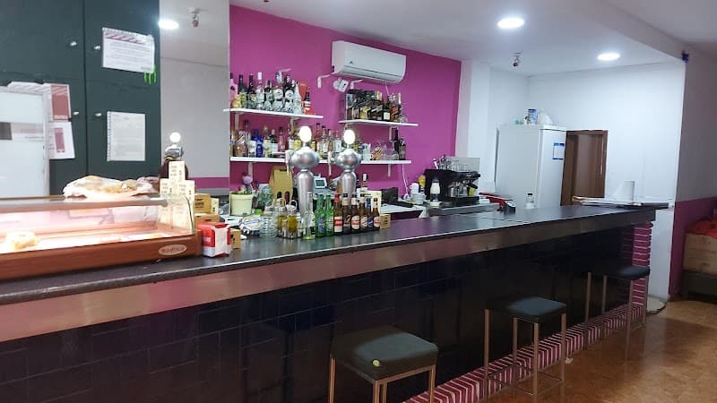 BAR EL TREN