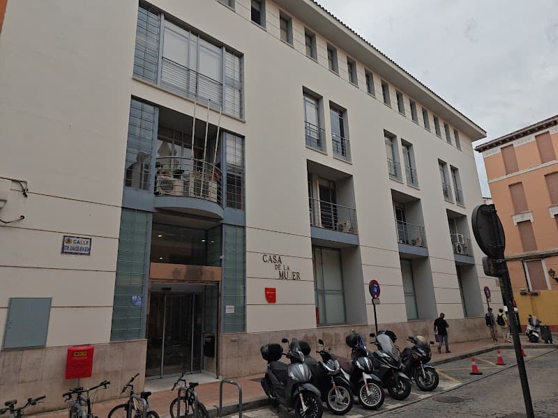 Casa de la Mujer. Espacio Rotonda