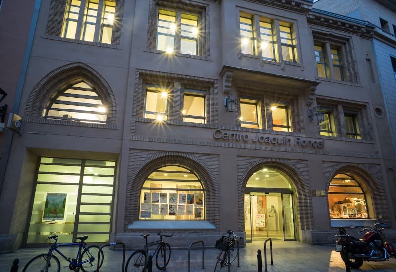 Centro Joaquín Roncal