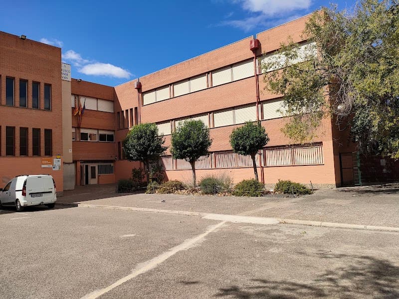 Zona Joven Grande Covián