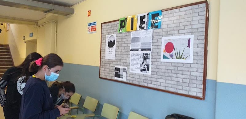 Zona Joven Miguel Catalán (IES)