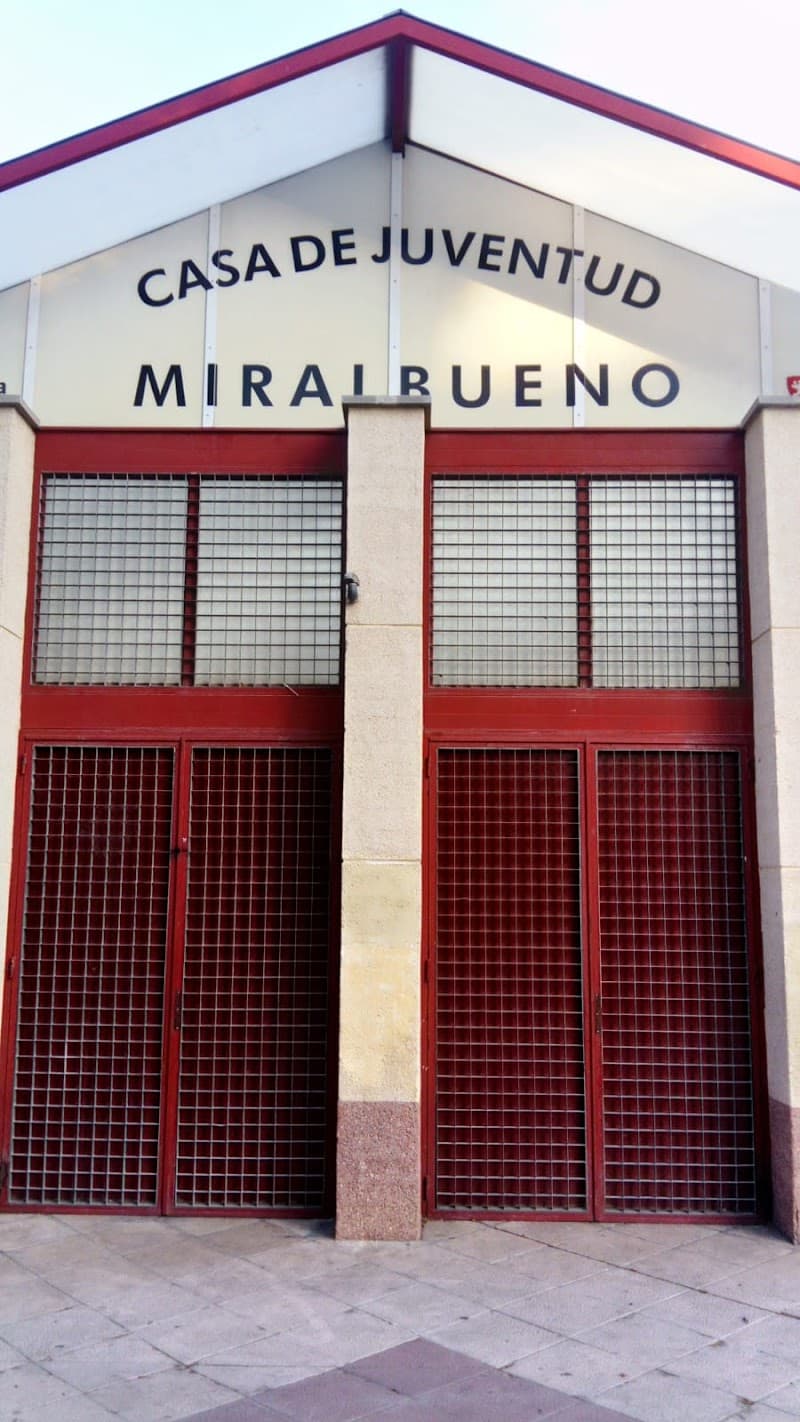 Zona Joven Miralbueno (IES)