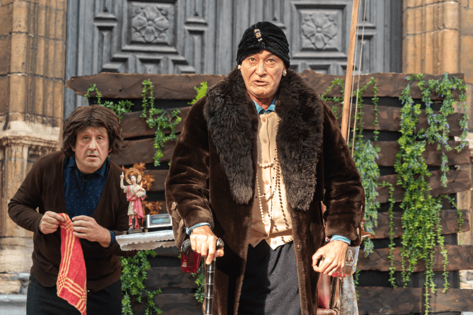 Humor en Xior. La Roca Teatro.