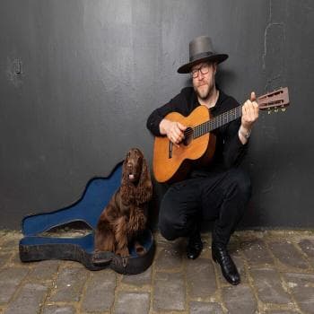 Liam Gerner and Los perros perdidos