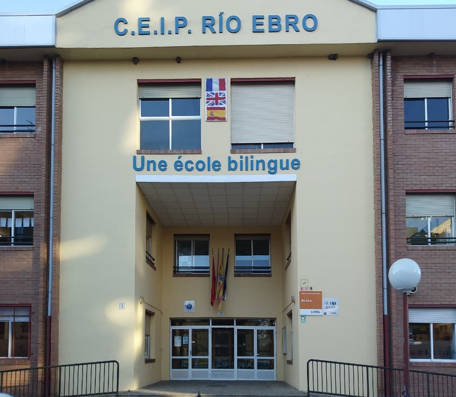 Centro Cívico Río Ebro (Edificio Fernández Ordóñez)
