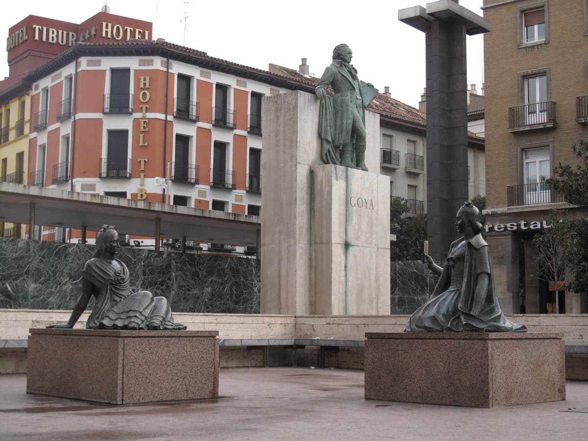 Escenario Ambar - Fuente de Goya