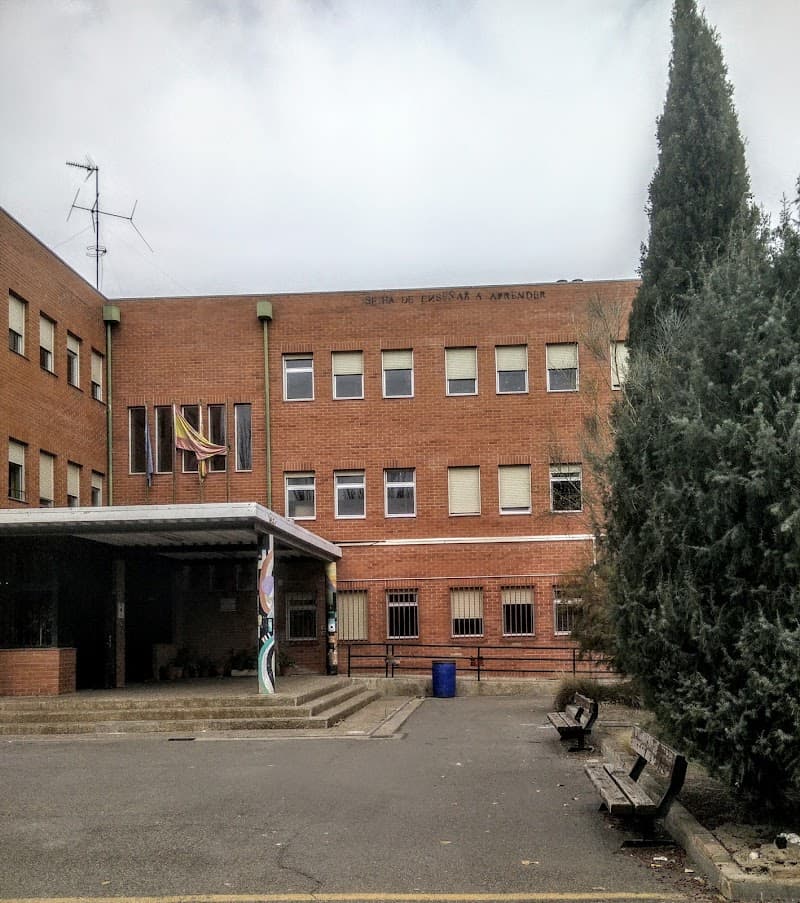 Zona Joven Miguel de Molinos (IES)